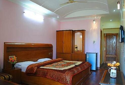 Hotel Sapphire Dharamshala - Photo4