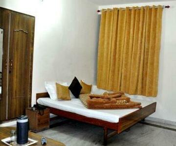 Hotel Seven Seas Dharamshala