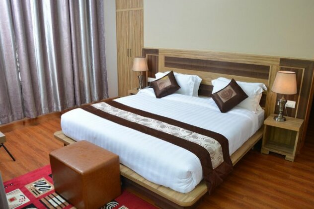 Hotel Shiva Sanctuary - Photo2