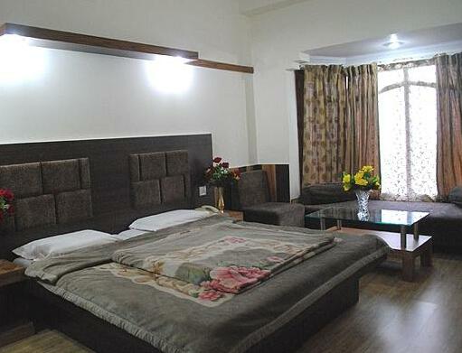 Photo 3