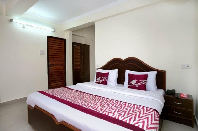 OYO 10399 Hotel Rosewood INN - Photo5