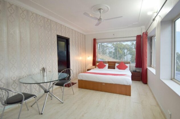 OYO 12079 Hotel Manu Vinod - Photo2