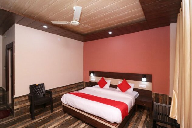 OYO 26672 Funky Town - Photo2