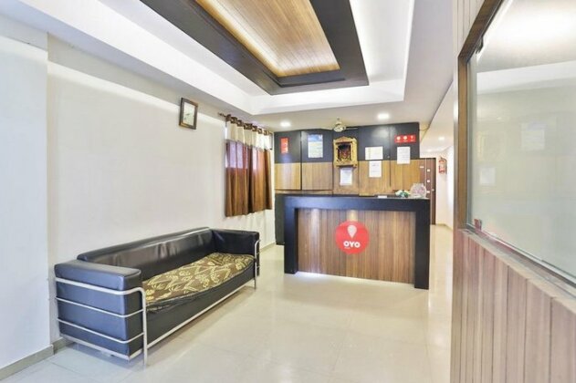 OYO 4605 Hotel Aakarsh - Photo3