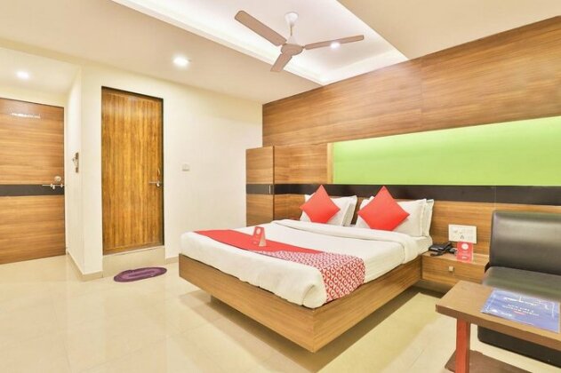 OYO 4605 Hotel Aakarsh - Photo5