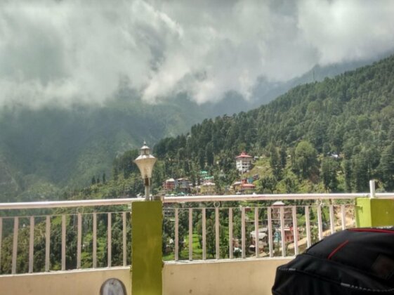 Pink House Dharamshala - Photo2