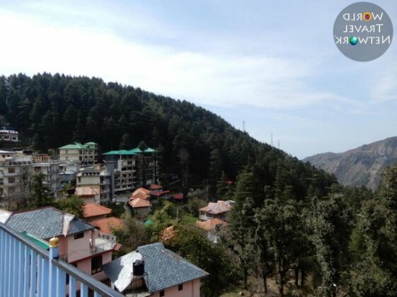 Premium Rooms with 360 Mountain View in Dharamkot - Photo3
