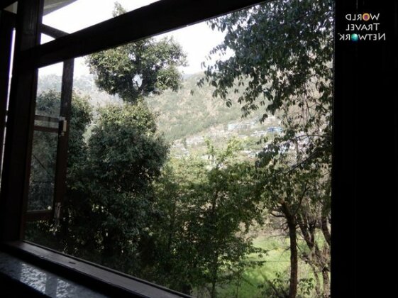 Premium Rooms with 360 Mountain View in Dharamkot - Photo5
