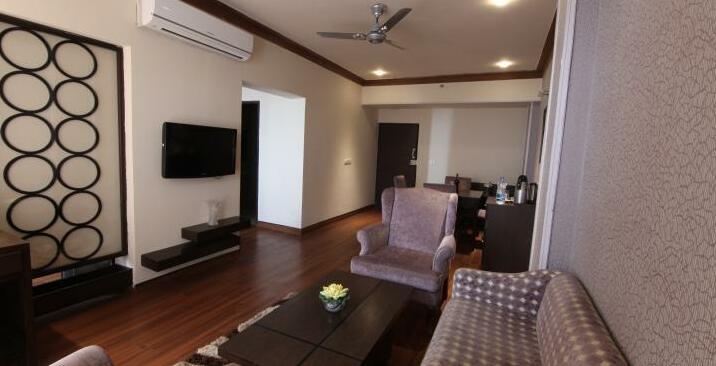 Pride Surya Mountain Resort - Photo4