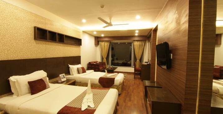 Pride Surya Mountain Resort - Photo5