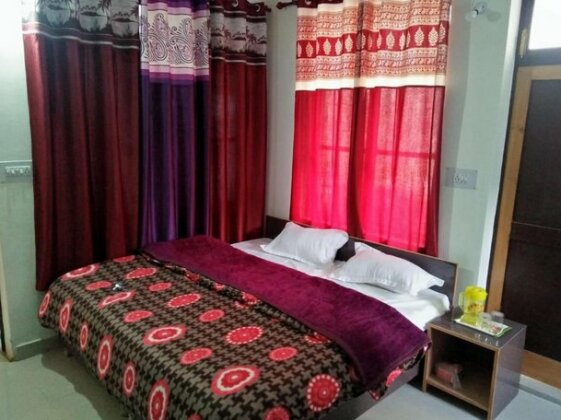 Shanti Niwas Dharamshala - Photo4