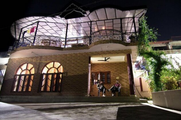 Photo 4