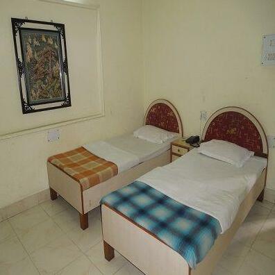 Hotel Maurya Dibrugarh - Photo2