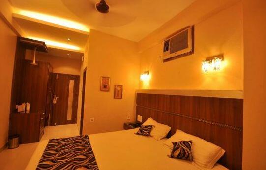 Hotel Aditya International - Photo2