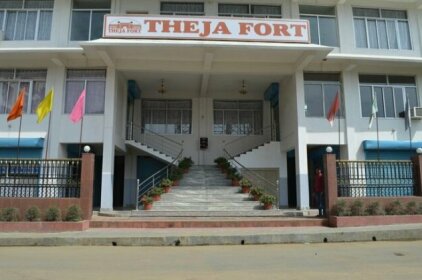 Hotel Theja Fort