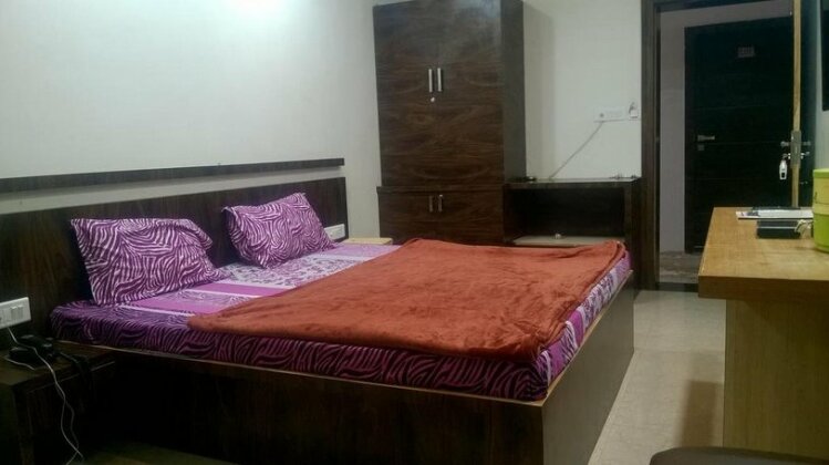 Apana Hotel - Photo4