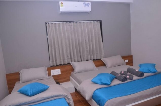 Hotel Radhe Inn - Photo2