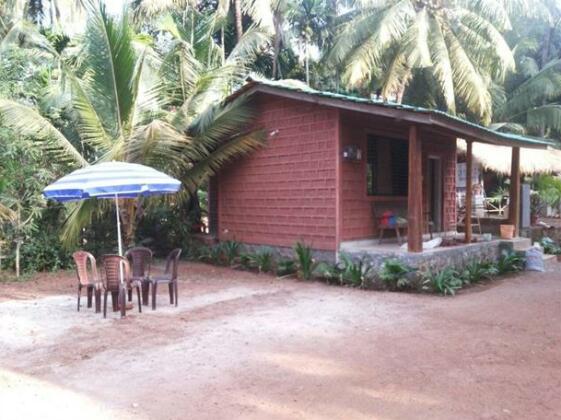 Tendulkar Beach Resort - Photo2