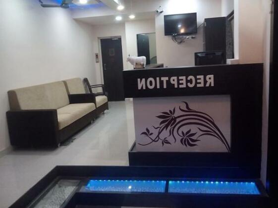 Hotel Gayatri - Photo2