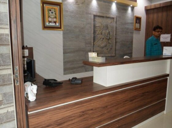 Hotel Madhusudan Dwarka - Photo3