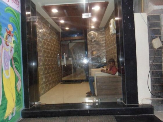 Hotel Madhusudan Dwarka - Photo4