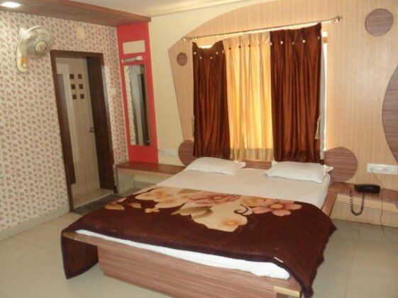 Hotel Raj Palace Dwarka - Photo4