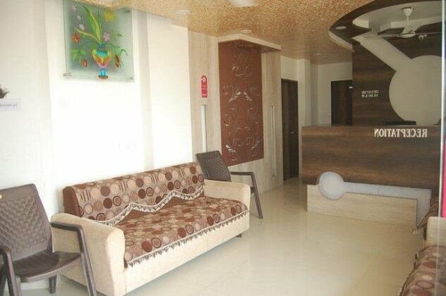 Hotel Royal Inn Dwarka - Photo2
