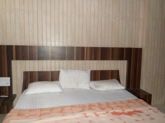 Hotel Rudra Plaza - Photo5