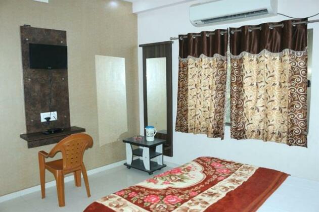 Hotel Shree Nath Dwarka - Photo4