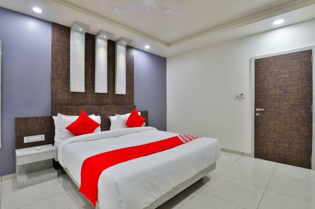 OYO 23174 Hotel Parth Inn - Photo5