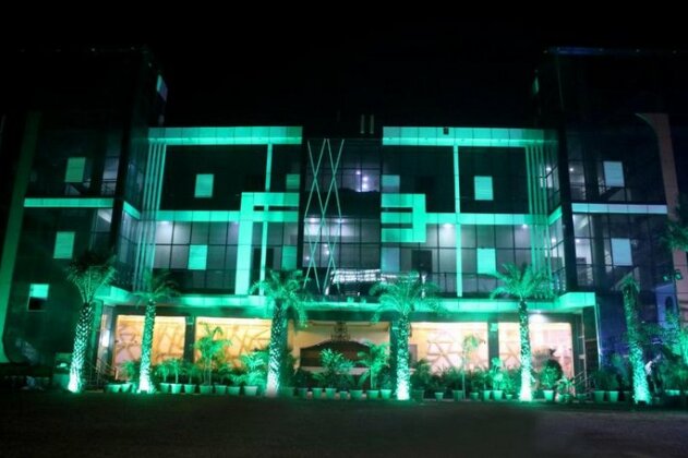 T P Garden & Hotel