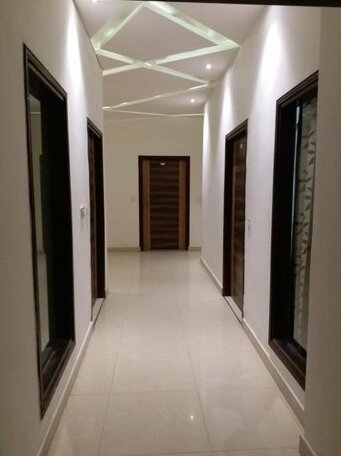Hotel Janaks - Photo4