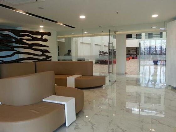 Ambar Sarovar Portico - Photo2