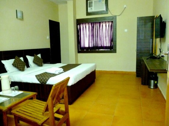 Hotel Empire Gandhidham - Photo5