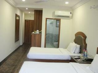 Lords Eco Inn Gandhidham - Photo5