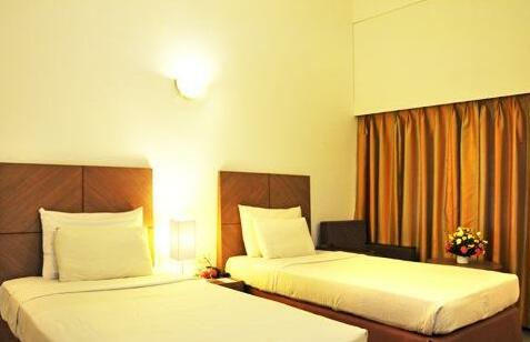 The Shiv Nautica - Photo5