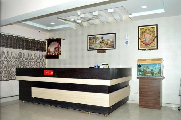 Hotel Nilkanth Residency - Photo2