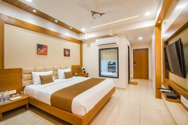 Hotel Sleep Inn Gandhinagar - Photo2