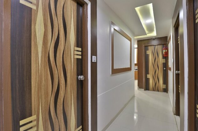 OYO 35508 Dev Palace - Photo4