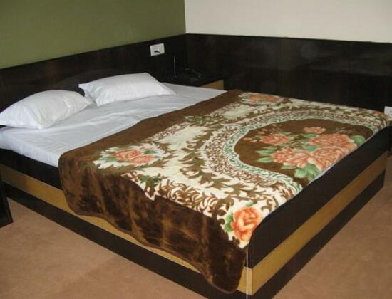 Hotel Suprabhatam