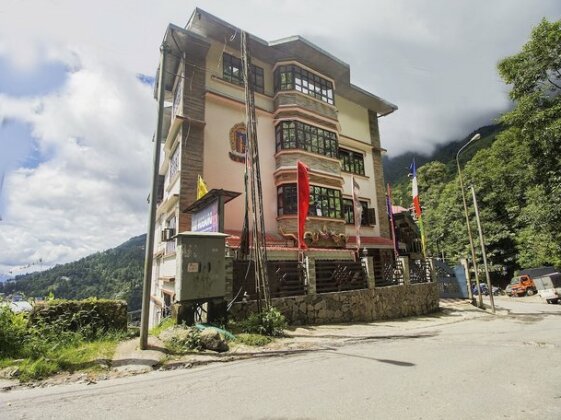OYO 17078 Saint Hotel Gangtok - Photo2