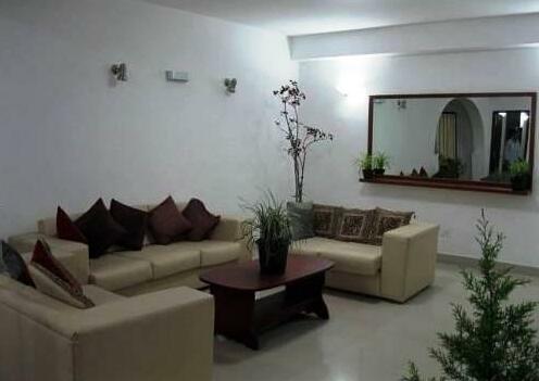 Sudhis Homestay Service Apartments - Photo3