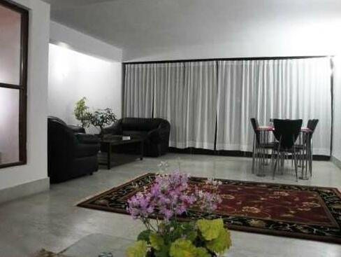 Sudhis Homestay Service Apartments - Photo5