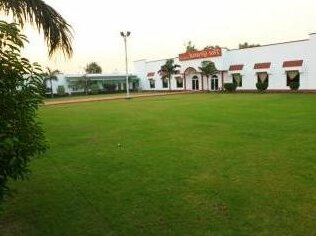 Gajraula Haveli Resort - Photo5