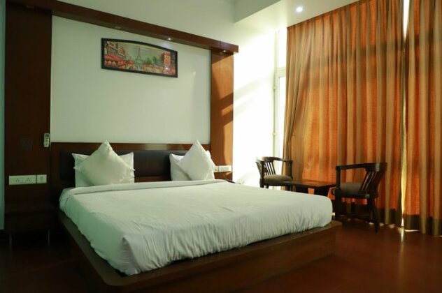 Hotel Parth Inn Ghaziabad - Photo2