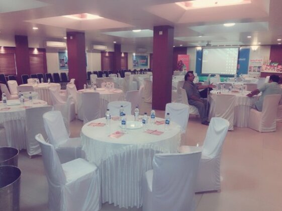 Hotel City Inn Godhra - Photo4
