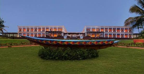 MAYFAIR Palm Beach Resort - Photo3