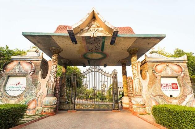 Shri Radha Brij Vasundhara Resort & Spa - Photo3