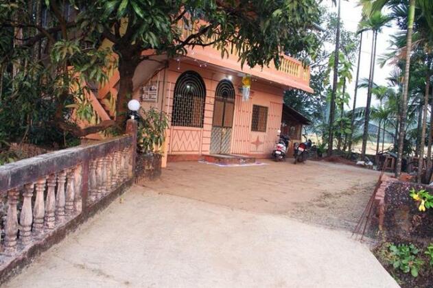 Rajyog Guest House - Photo2