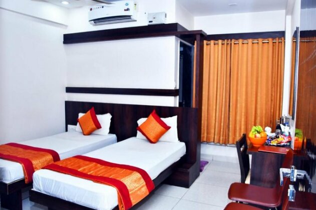 Atharva Hotel - Photo3